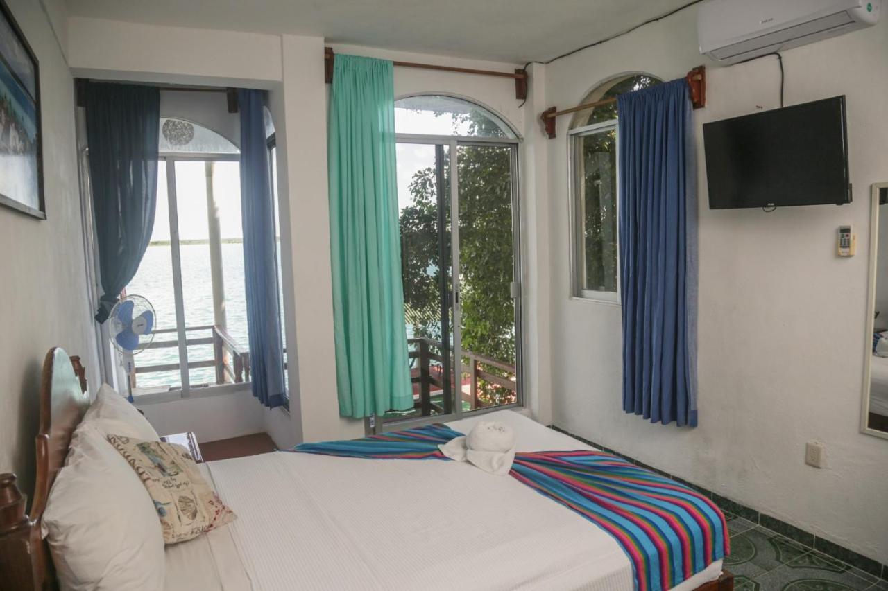 Seven Blue House Village & Lodge Бакалар Екстериор снимка